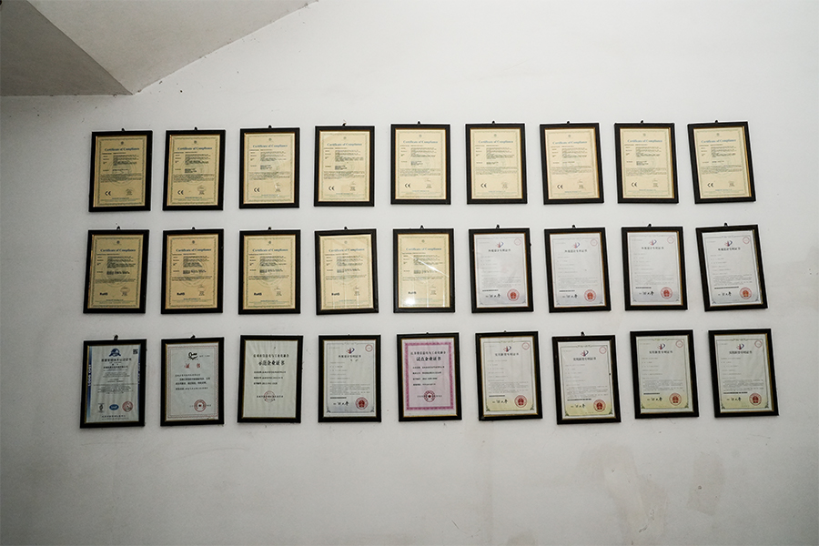 Bức tường danh dự